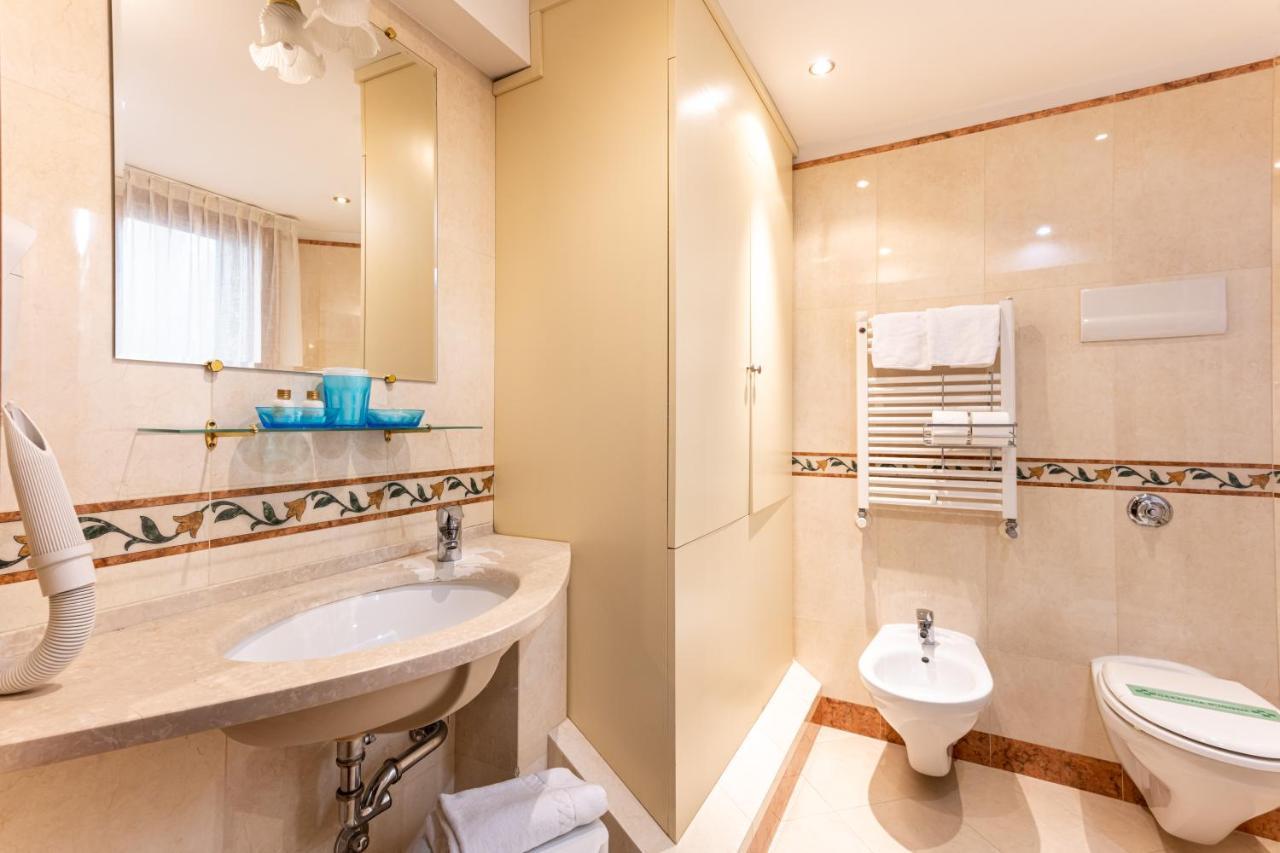 Ca' Pinelli Apartment Venice Luaran gambar